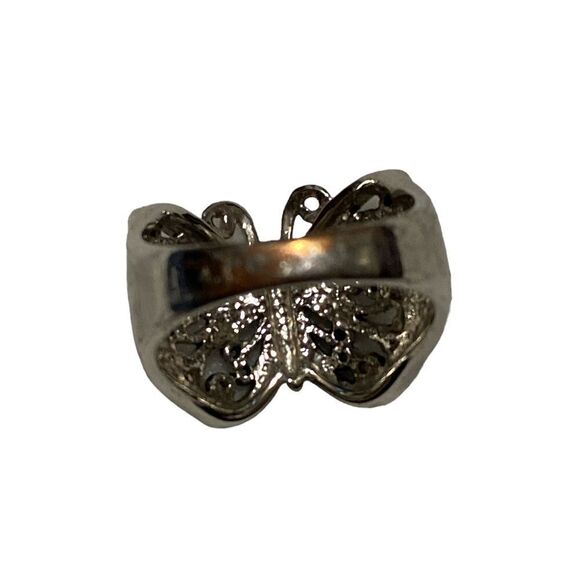 Cute Butterfly Heart Filigree Wings Ring Animal Band - Picture 2 of 3